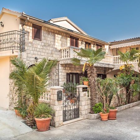 S&P City Center Apartments Kotor Exterior foto