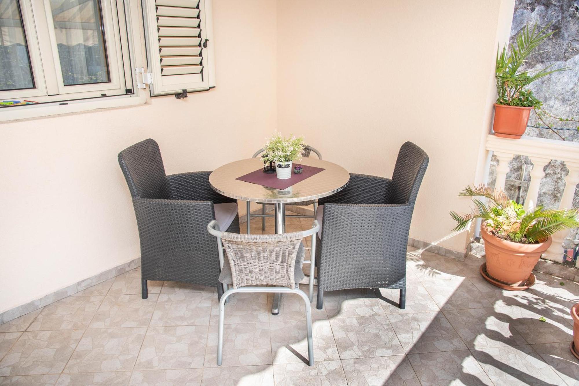 S&P City Center Apartments Kotor Exterior foto