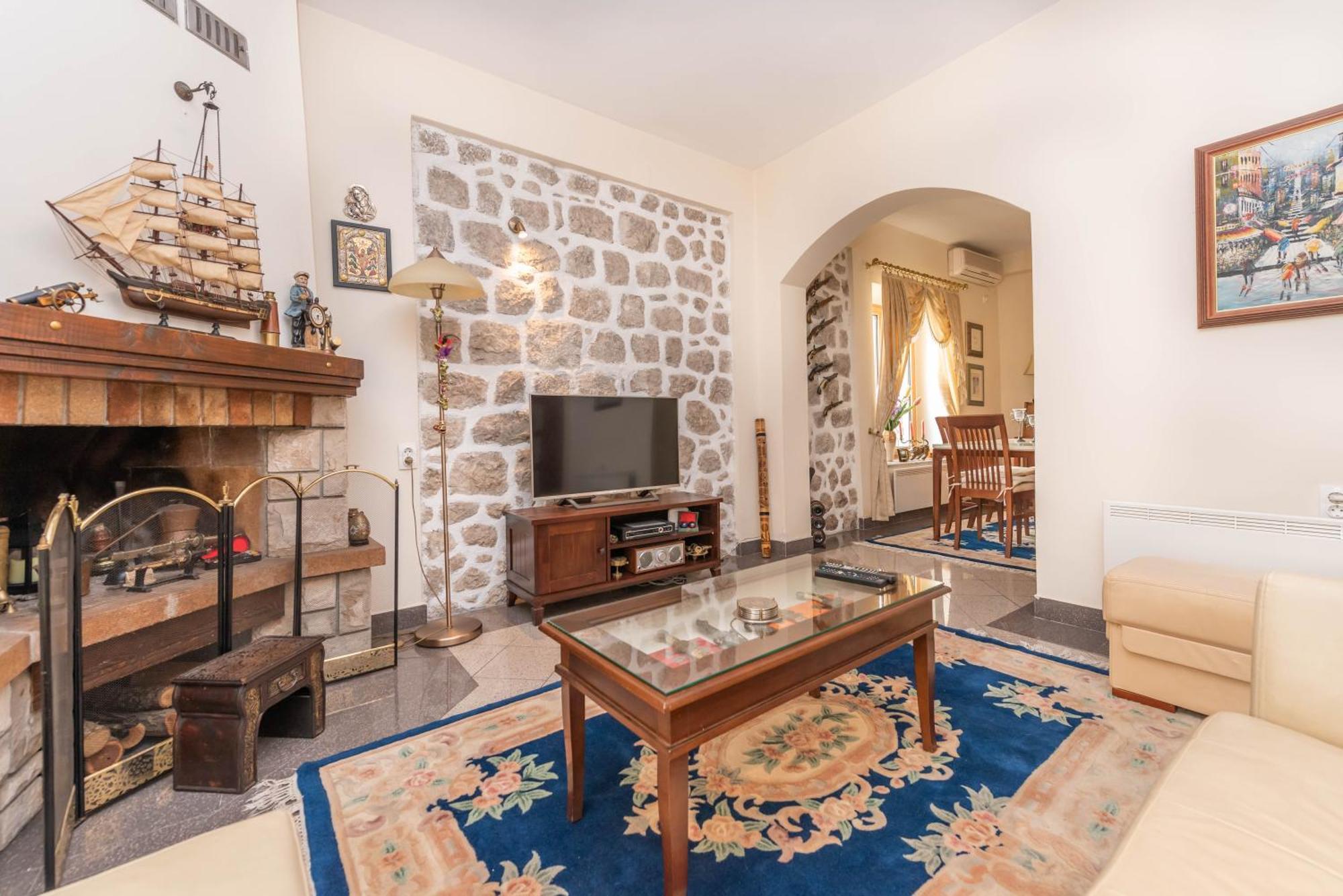 S&P City Center Apartments Kotor Exterior foto