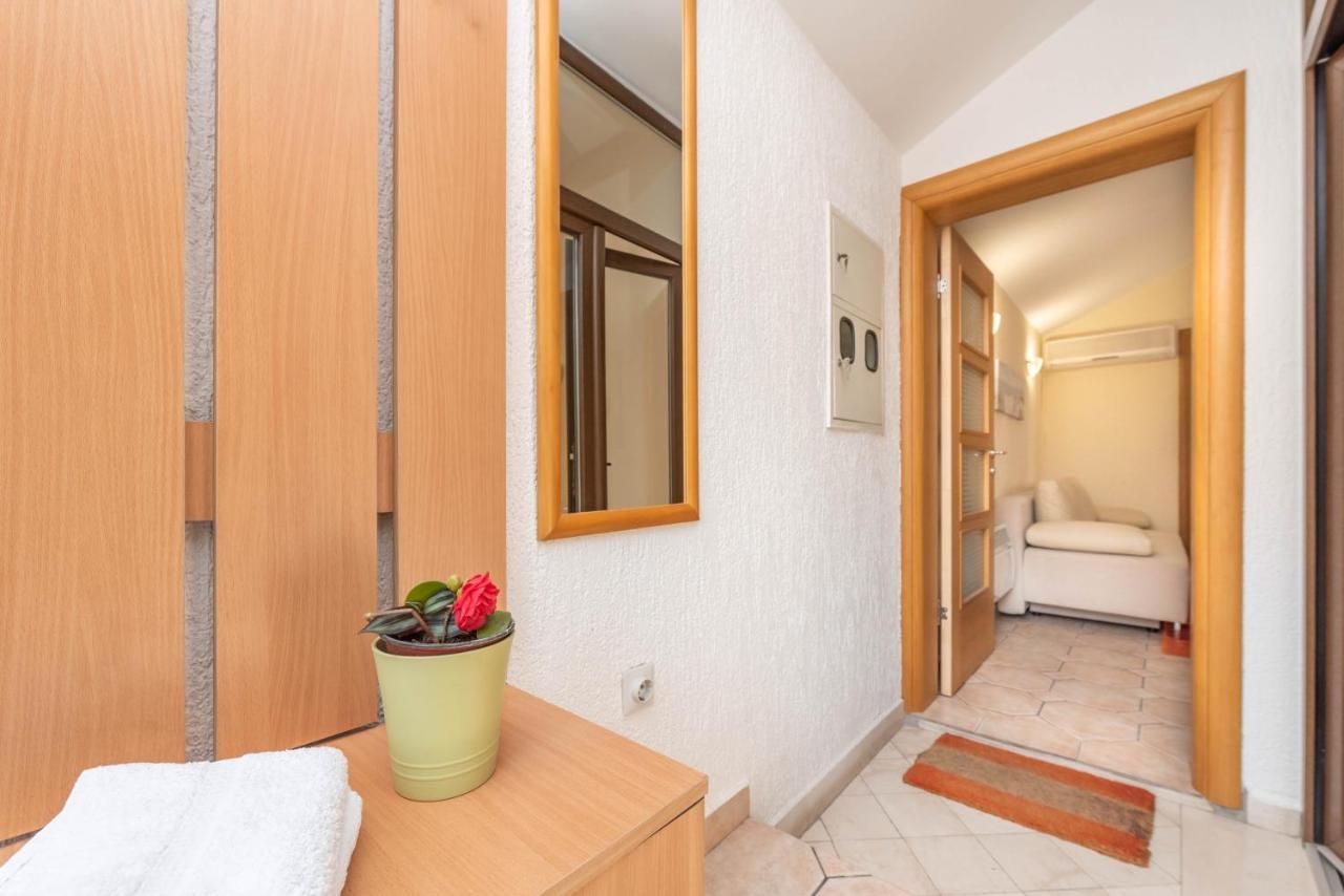 S&P City Center Apartments Kotor Exterior foto